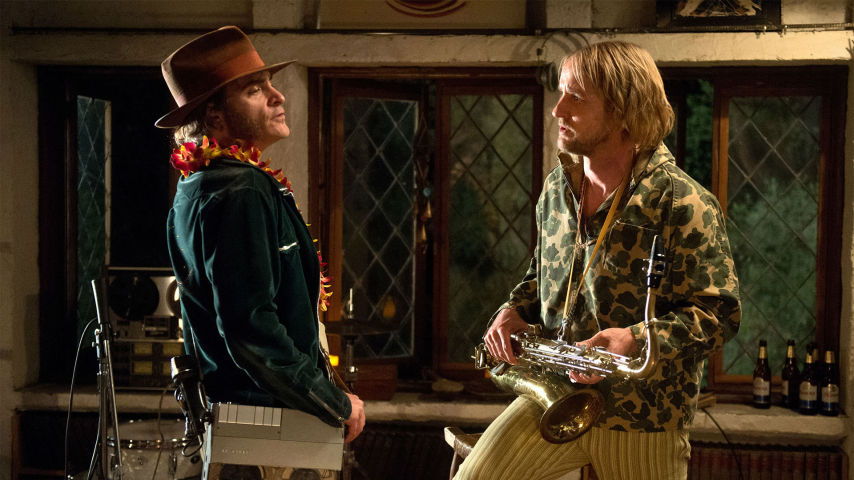 Szene aus „Inherent Vice“ © Warner Bros. Pictures Germany